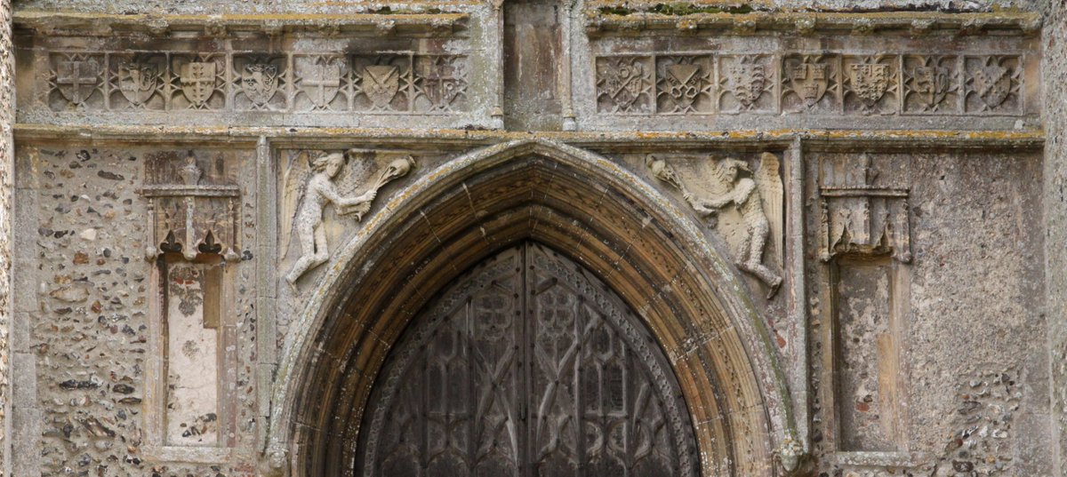 antiquariananon's tweet photo. The censing angels in the spandrels of the west door at Salle in Norfolk.  Although they survive intact the image they were censing has long gone. https://t.co/vsjsSxglKn