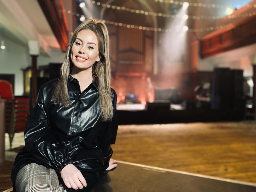 Revisit the highlights from @ShowcaseScot and @ccfest this weekend, as Bethan Rhiannon and @BBCWales present ‘Wales at Celtic Connections’ 🎶 📅 19 February 20:00 GMT 📍BBC 2 Wales 🔗 bbc.co.uk/programmes/m00……… #PethauBychain #CelticConnections