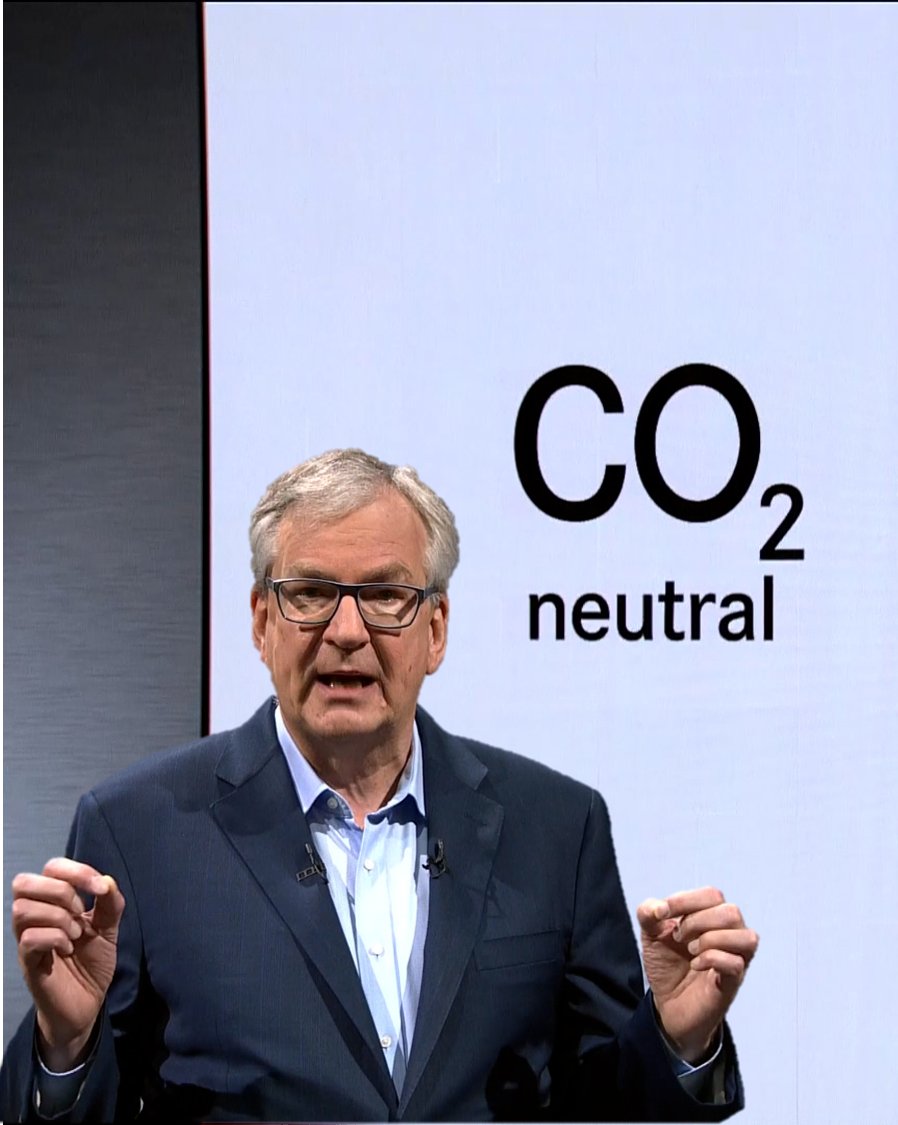 CEO Martin Daum: “The #Eurovignette paves the way for CO₂ pricing in Europe. This is good news, as it incentivizes our customers to invest in CO₂-neutral vehicles. Zero-emission transport is accelerating!” <a href="/TheProgressives/">S&D Group</a> <a href="/RenewEurope/">Renew Europe</a> <a href="/EPPgroup/">EPP Group</a> <a href="/europeangreens/">European Greens</a>