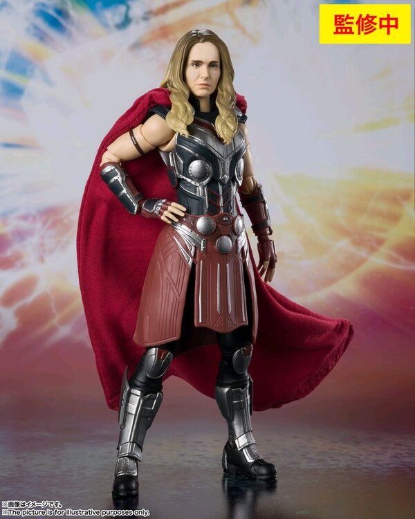 A Thor: Szerelem és mennydörgés akciófigurája részleteiben mutatja be Jane Fostert Hatalmas Thorját és Thor megújult jelmezét 16 FLzIt1rWUAMuasy