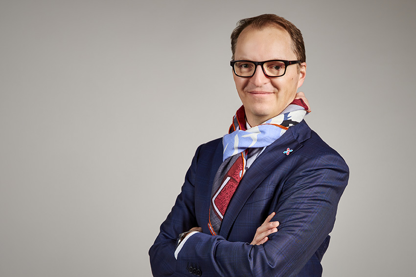 Luxembourg House of Cybersecurity (@houseofcyber_lu) on Twitter photo 📢 Luxembourg takes over the chair of the <a href="/Cybersec_ECCC/">European Cybersecurity Competence Centre</a>, with <a href="/_pst/">Pascal Steichen</a> elected the first Chairman of its Governing Board.
@secin_lu has been appointed National Cybersecurity Coordination Centre and represents Luxembourg within the European NCC network.
👉 securitymadein.lu/cyber/news/lux… 📢 Luxembourg takes over the chair of the <a href="/Cybersec_ECCC/">European Cybersecurity Competence Centre</a>, with <a href="/_pst/">Pascal Steichen</a> elected the first Chairman of its Governing Board.
@secin_lu has been appointed National Cybersecurity Coordination Centre and represents Luxembourg within the European NCC network.
👉 securitymadein.lu/cyber/news/lux…