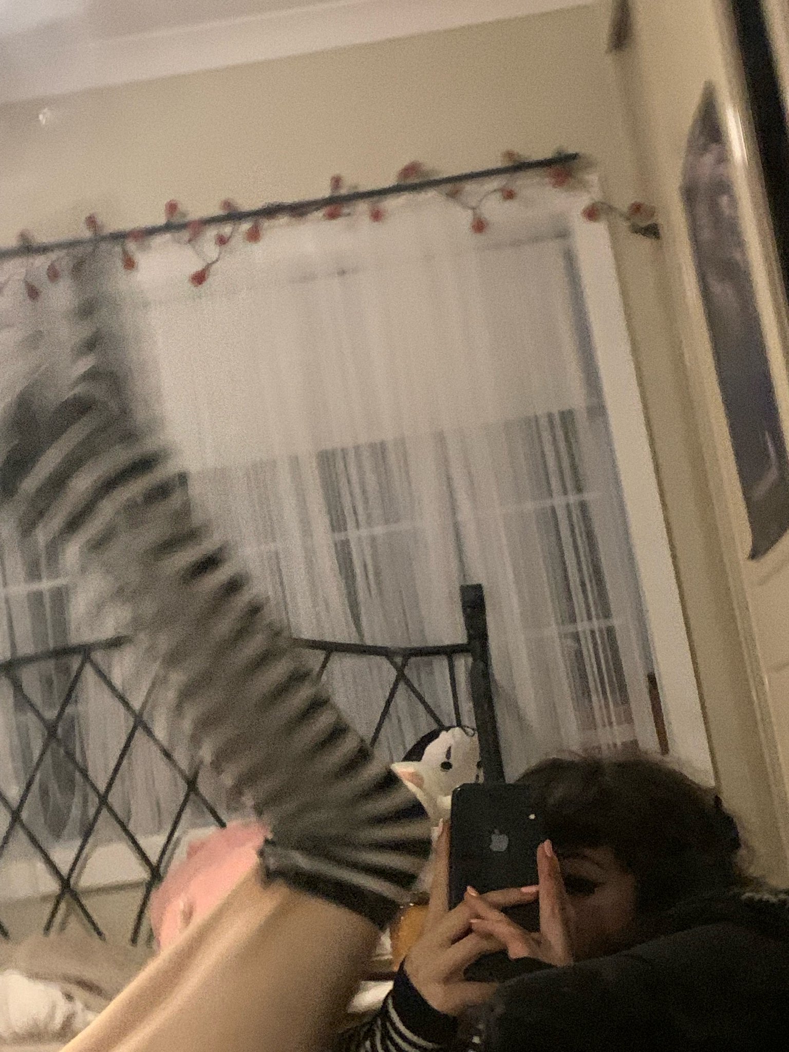 smolrug on Twitter: "i gots new sockies 🤍🖤🤍🖤 #nsfwtwt https://t.co