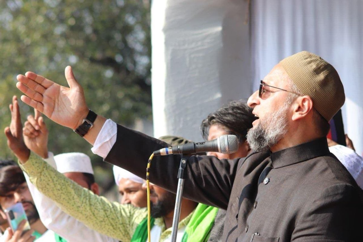IamSyedZaker's tweet photo. AIMIM Party President Barrister @asadowaisi today public meeting held in Kannauj, Uttar Pradesh.

#AIMIM #UttarPradeshElections2022 #Vote4Kite #PatangKaNishaan #SurakshaAurSamman #UPElections2022 https://t.co/CoYbP5E2uW