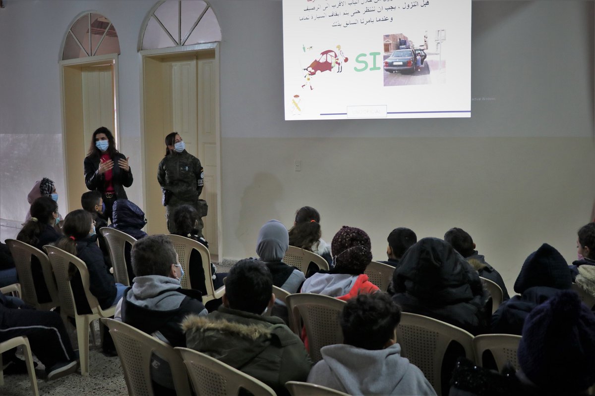 Continuamos trabajando por la paz y la estabilidad en el sur de Líbano🇱🇧 a través del Programa Duque de Ahumada sobre Educación Vial🚗 para jóvenes dirigido por nuestros compañeros🇪🇸 de la <a href="/guardiacivil/">Guardia Civil</a> desplegados en la operación <a href="/UNIFIL_/">UNIFIL</a>🇺🇳
#MOPS