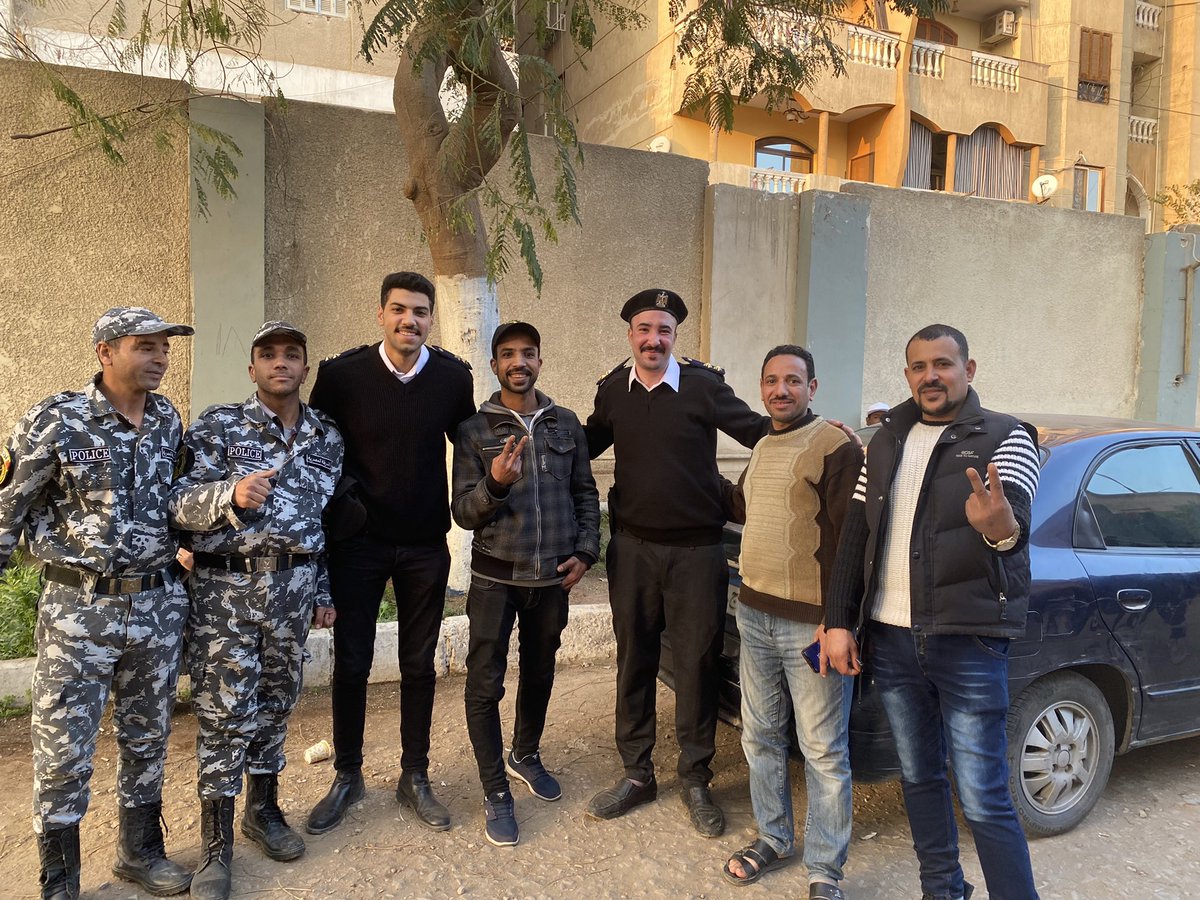 وانت نايم مغطيها انا فالوكيشن بحميها🇪🇬🖤