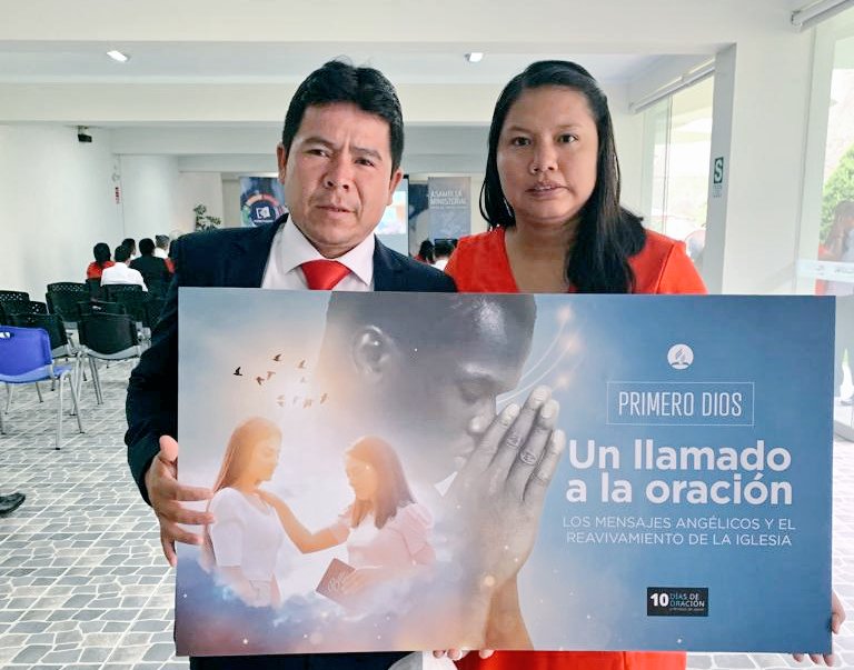 Pucallpa Sisley #Conectados #10DiasDeOración porque 
Orar es buscar dirección para tu vida. <a href="/PrEudisVasquez/">Eudis Vásquez 📖</a> @elviscuellarc <a href="/JuanCarranzaQ/">JuanCarranzaQuiroz</a> @mcoaugarte
