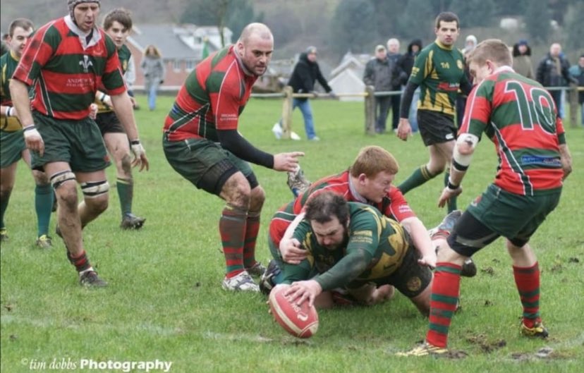 PontycymmerR's tweet photo. 🟢THROWBACK THURSDAY🟠.                Today we take the time machine back to a league fixture at Fortress Lawrence, club photographer @timdobbsphoto captures Burly Wing @Davidupron1 dabbing down over the white wash V’s @NantymoelR .
#CasseyJones 🚂 @Minimoelers @moelYouthRfc https://t.co/cHxDXtB0SH