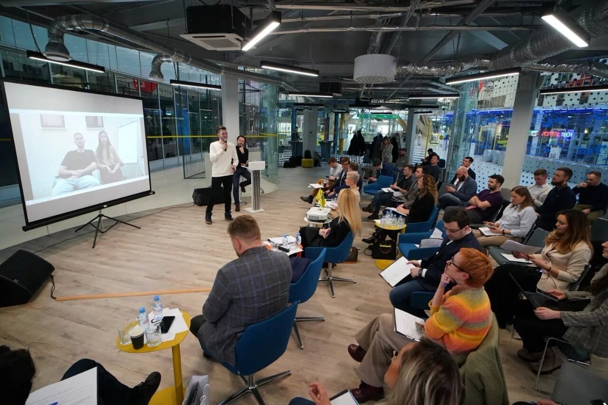 Digital__Verse's tweet image. Digital Verse took the 2nd place 🏆 in the Global Creative Industries Accelerator's competition. 

We are grateful to #IPChain Association and @fondskolkovo for their trust in our project 🙏🏻

➡️ sk.ru/news/skolkovo-…

➡️ vc.ru/ipquorum/36657…

#DeepFake #SyntheticMedia #NFT