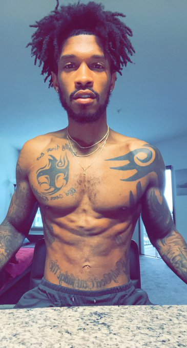 👁💙💜 https://t.co/jmApSbkFpA