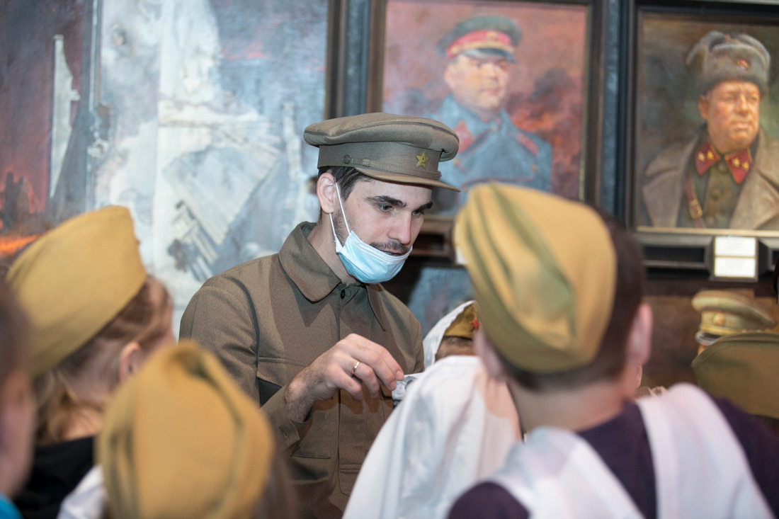 В Музее-заповеднике продолжается реализация проекта «Ожившие диорамы – ожившая история» stalingrad-battle.ru/about/m-news/2…
#главныймузейволгограда
#музейпанорамасталинградскаябитва
#квест
#длядетейволгоград