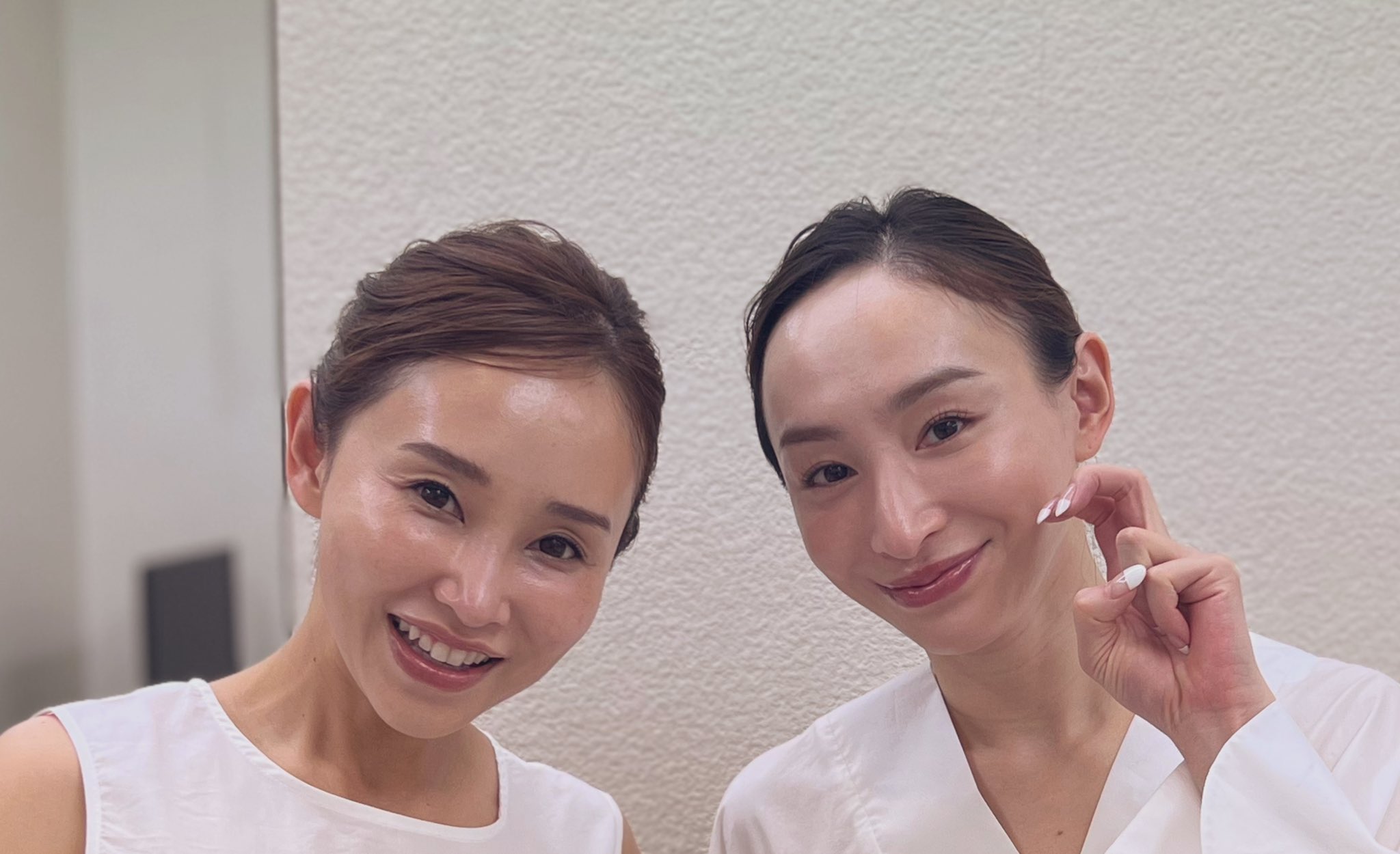 深沢朱音 今日は一日中美st5月号の撮影でした 先程無事帰宅 ご一緒させていただいたのはteam美魔女11期生の世良さん とても色白でお綺麗でした 21美魔女コンテスト 美魔女コンテストファイナリスト チーム美魔女 Team美魔女 深沢朱音