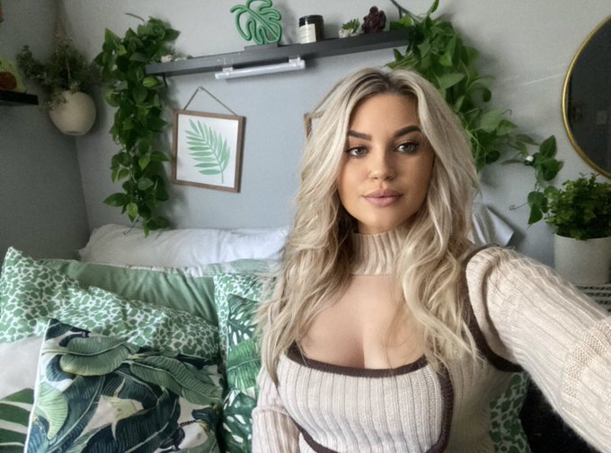 Watch kylie's leaked NSFW photo on TwXstars