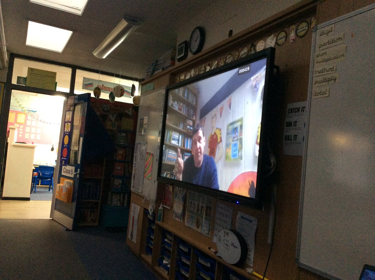 GSPSRussia's tweet photo. Enjoying the chat with @tompalmerauthor. Thank you for answering our question.  #liverpoolchildrensfestivalofreading @GwladysStPrim #gspsreading https://t.co/OqiM7htXWd