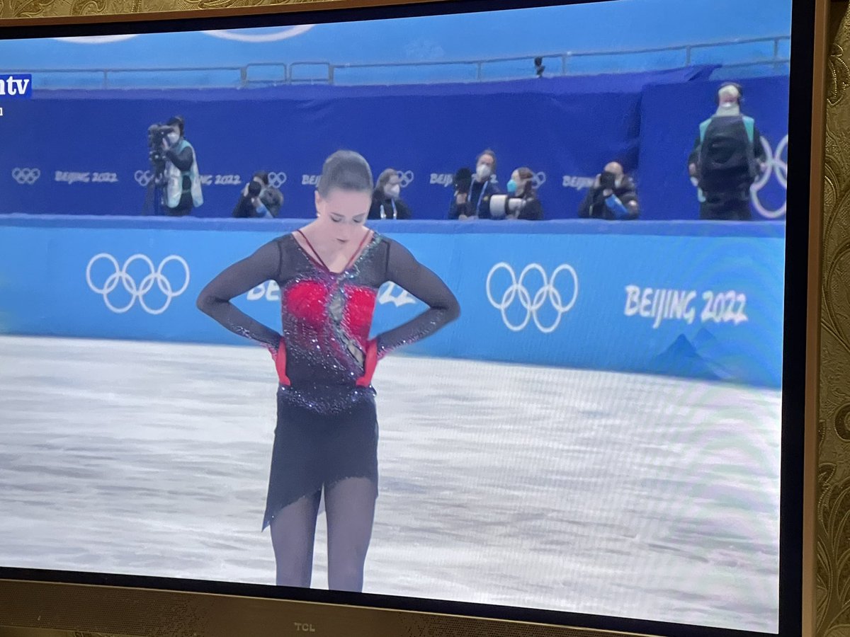 J_Otgonsvkh's tweet photo. Эвий дээ 😢🥰
Ялж байгаа юм шиг ялагдал
Ялагдаж байгаа юм шиг ялалт байдаг 🙏🏻😰😭 https://t.co/1xlovSUqVF