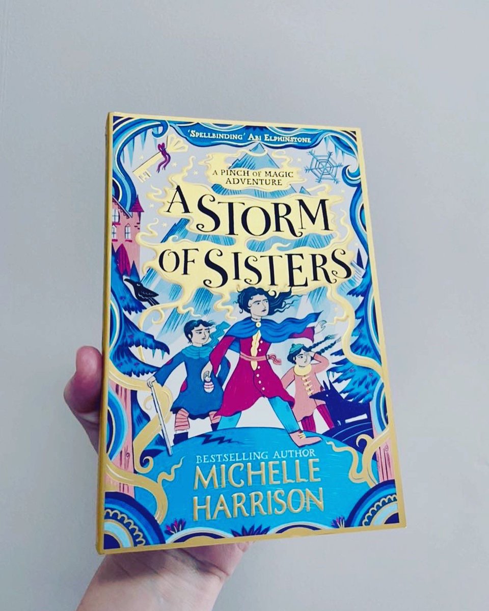 Let’s have a ‘stormy’ giveaway as we batten down the hatches! WIN a signed copy of A STORM OF SISTERS*.
Retweet and follow to enter, 🇬🇧 + 🇮🇪 only. I’ll pick 3 winners tomorrow at 6pm.

*None of the sisters are called Eunice 💨
