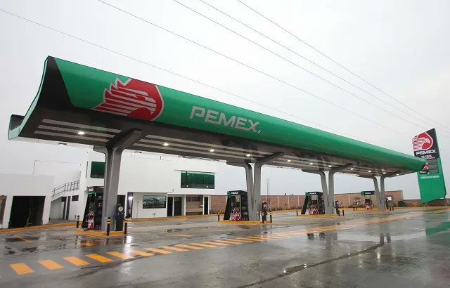 IEnergyMagazine's tweet photo. #DATA 📊  | Precios en terminal amanecieron igual a los precios en bomba de las Estaciones de Servicio
Por: @echagoyans 
👉 https://t.co/0AZOkxHdKF https://t.co/Qd5W1i3g2V