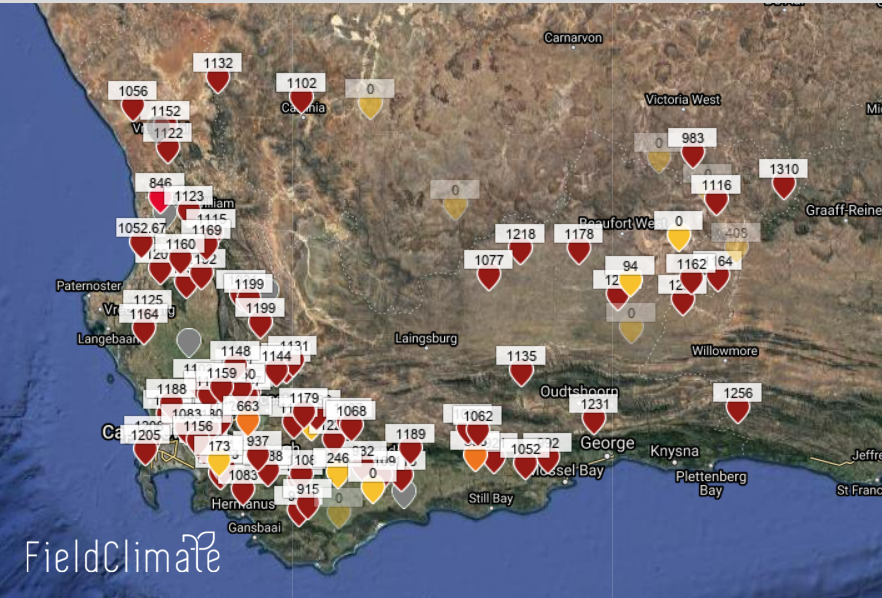 ClimateSmartAgr's tweet photo. Studies have shown the effects of solar radiation in wine production. It's also a parameter measured by our weather station network. This map shows solar radiation readings (W/m^2) on 17 Feb 2022, 15:00. 
Following @terra_clim's link for more info:   

https://t.co/RQupuTtXNv https://t.co/pTRy8UXimq