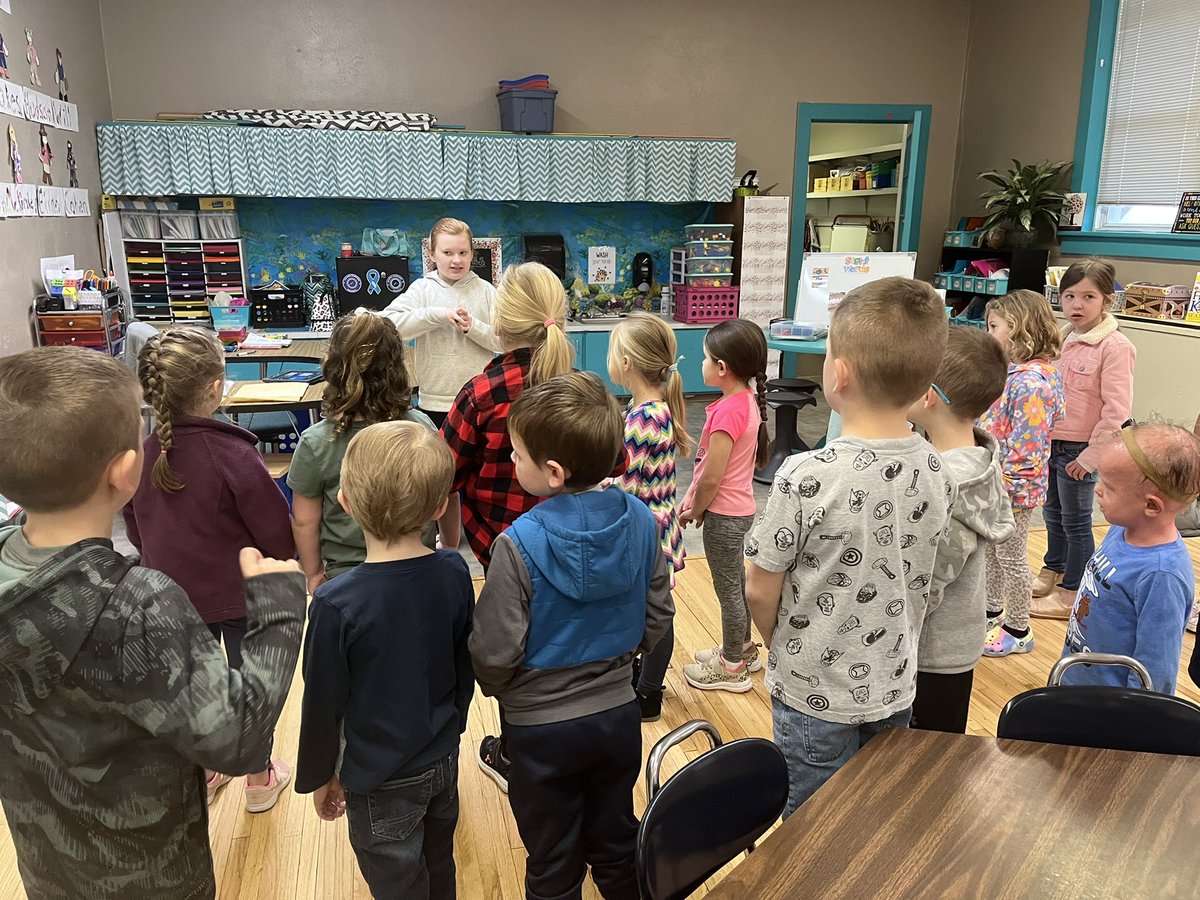 Our SGA is sponsoring Random Acts of Kindness Day! 💕 The officers &amp; representatives spoke with K-2 students about ways to be kind. What is your Random Act of Kindness today? #kidsteachingkids <a href="/RES_RSSS/">Rockwell Elem NC</a>