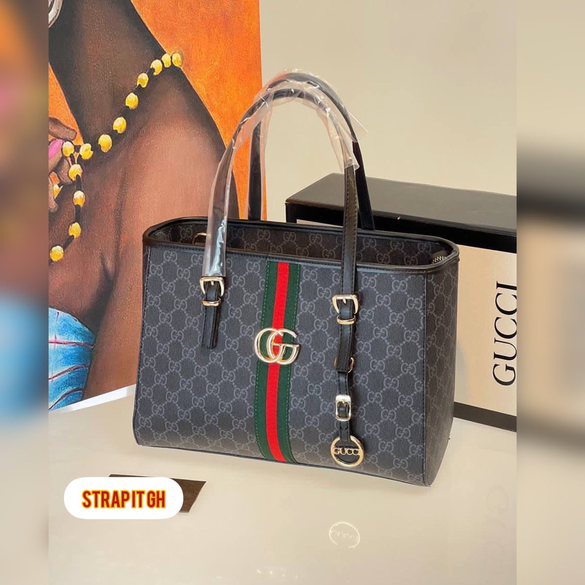 strapitgh's tweet photo. Bags available as seen. 

Available in Ghana And Nigeria 

Dm If interested https://t.co/vPoDLAwTu6