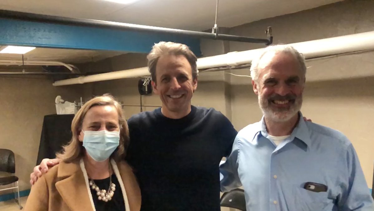 MayorJoyceCraig's tweet photo. Throwback to last week, when I was lucky to see @sethmeyers at the @PalaceTheatreNH!
I love catching shows downtown, especially when they feature @mansd_nh grads. Welcome back to Manchester, Seth! #MHTpride https://t.co/5Htv7nkF74