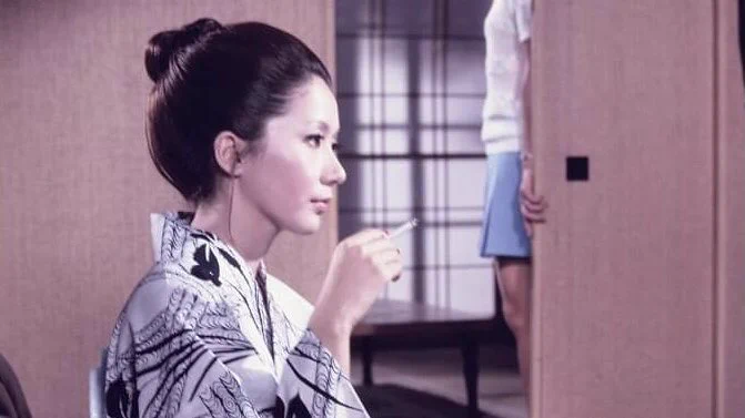 20代→30代→40代→50代と、不滅の無表情を見せてくれる俺の志麻。疲れた時に見ると癒される。