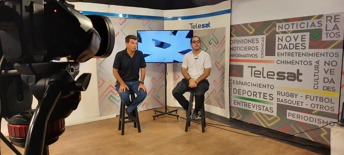 En la TV compartiendo sobre #Oratoria🗣️ #Ventas 🚀