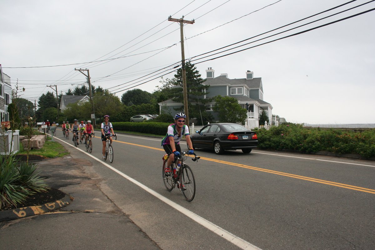 TriStateTrek's tweet photo. Today's #ThrowbackThursday is to the 2006 Tri-State Trek! You may recognize a few of these folks! #EndALS #TriStateTrek #CantStopWontStop ๐๐๐ฅณโค๏ธ https://t.co/HKEhLFClPt
