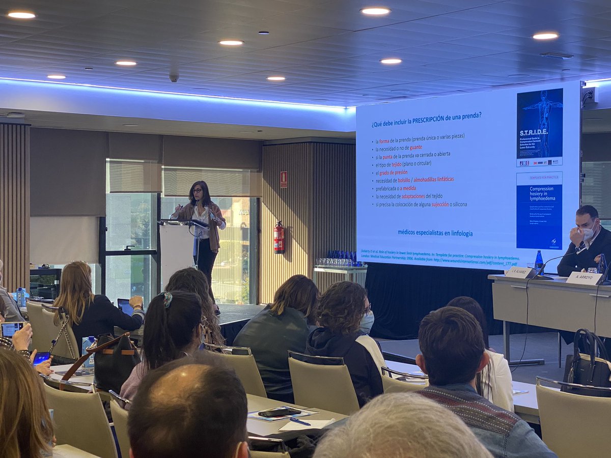 SEHERidas's tweet photo. Diagnóstico diferencial de los #edemas
El papel clave de la Rehabilitación en los edemas
👩⚕️ Belén Alonso Álvarez
Modera:👨⚕️ @LorenzoRlvarez1
#10CongresoSEHER https://t.co/eNsDlni15c
