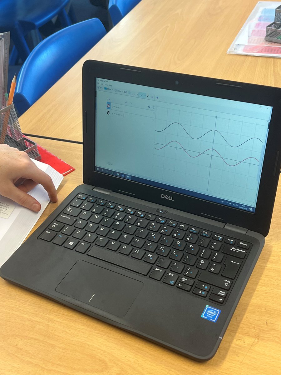 niepermaths's tweet photo. 12B1 have been learning about transforming trigonometric curves, with the help of the brilliant @Desmos. @nieperacademy https://t.co/0wTwllZTMk