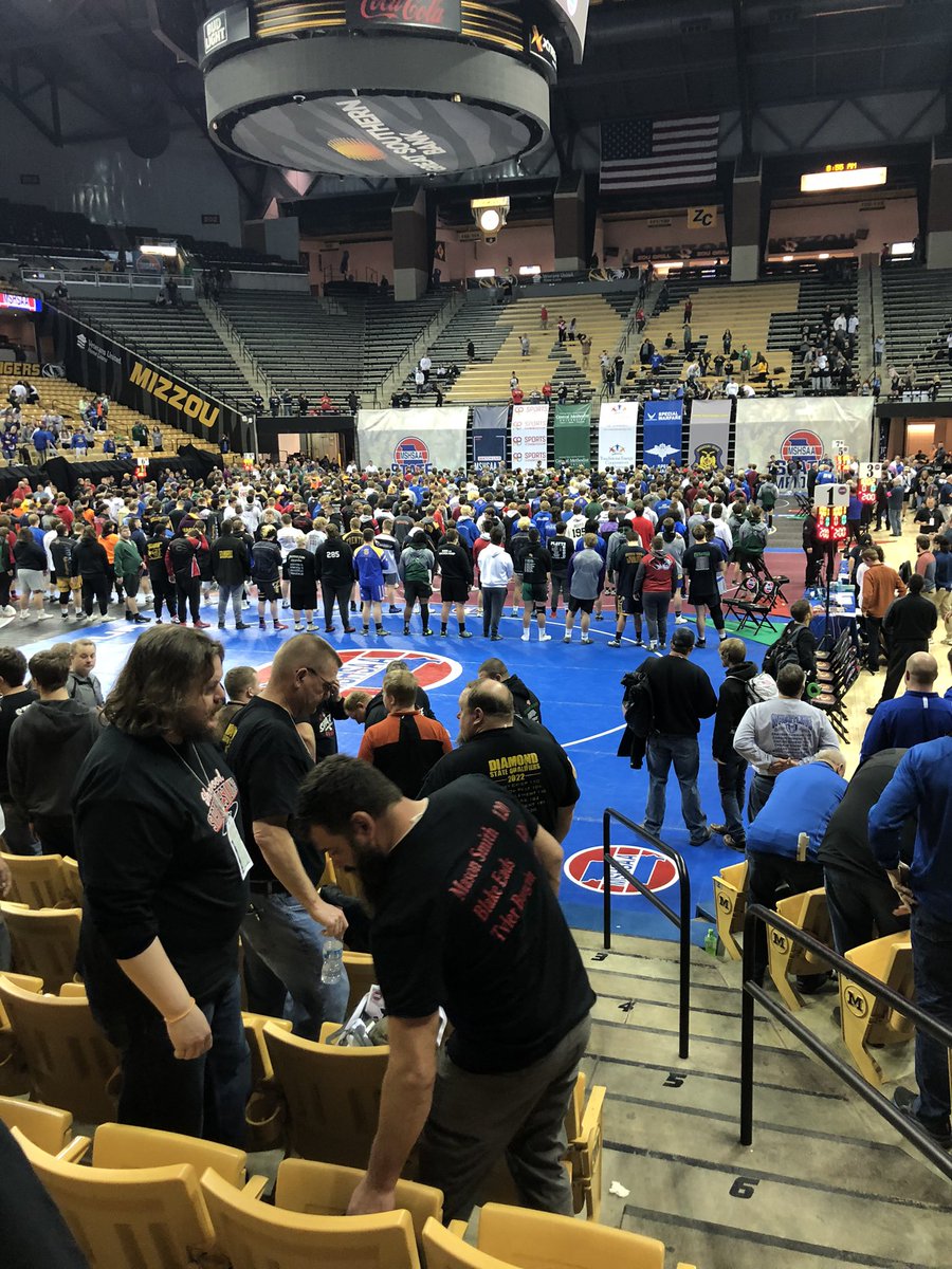 “Doctor” Josh Payne and the rest of the Class 1 and 2 State Qualifiers!! @LHSMinutemen