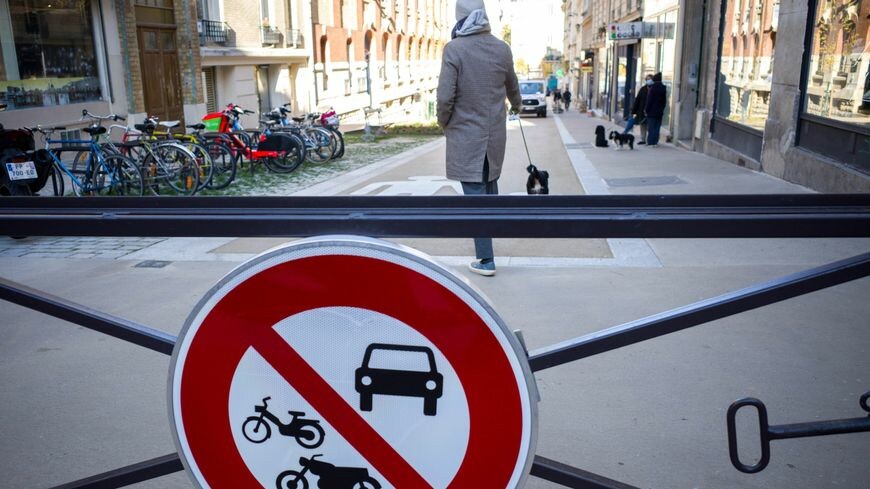 Paris : l'interdiction du trafic de transit dans la capitale reporté à 2024
➡️ l.francebleu.fr/KbK