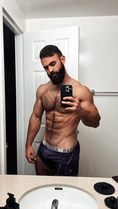 Mirror selfie Thursday? 🤓 - #hairychest #hairygay #hairyabs #absfordays #abs #SixPack https://t.co/G<a href="/tag/hairychest"class="tags">#hairychest</a><a href="/tag/hairygay"class="tags">#hairygay</a><a href="/tag/abs"class="tags"><span>#abs</span></a><a href="/tag/sixpack"class="tags"><span>#sixpack</span></a><a href="/tag/absfordays"class="tags"><span>#absfordays</span></a><a href="/tag/hairyabs"class="tags"><span>#hairyabs</span></a>