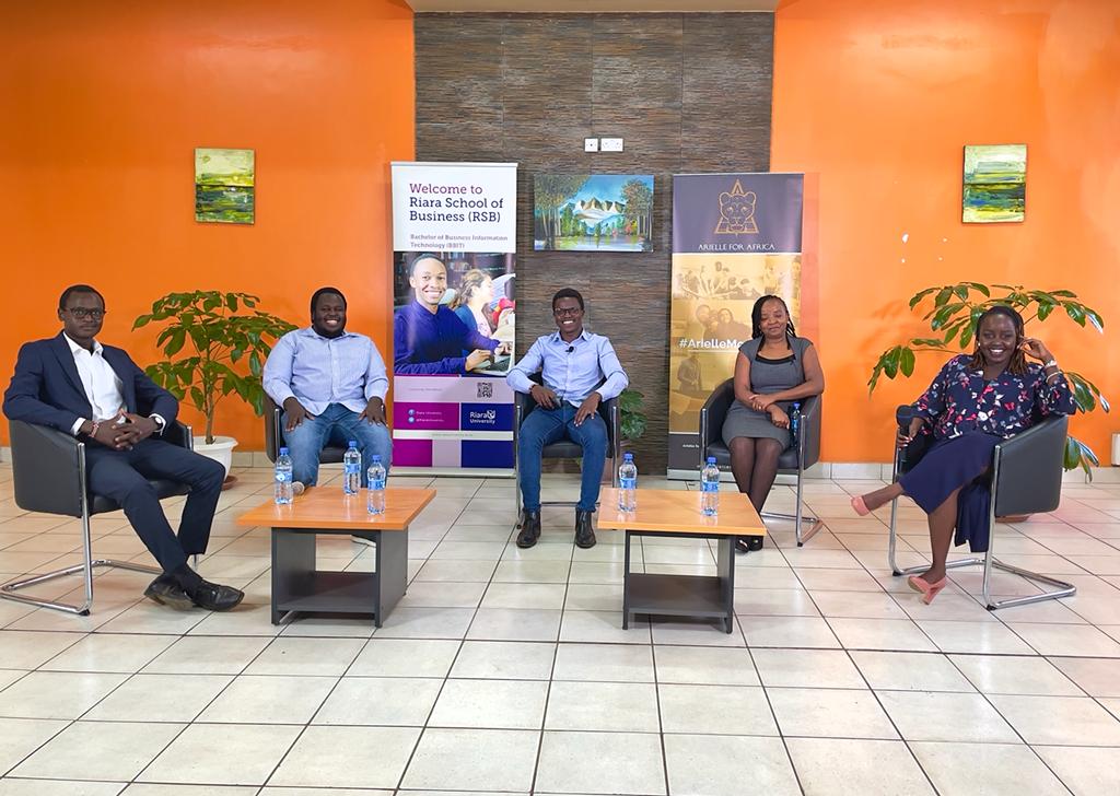 RiaraUniversity's tweet photo. Financial freedom in 2022. Your Relationship with Money Webinar currently underway:
https://t.co/EdrOdvocpt

#MoneyTalks 

@Owthen_Inc @MarketMap_KE @ArielleLtd https://t.co/dZrC7hfyi5