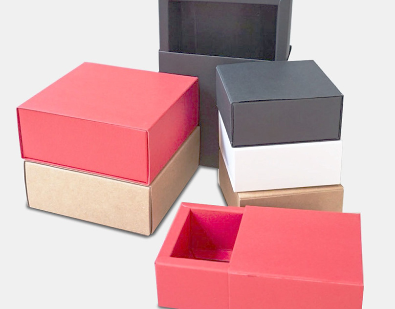 nelsonthor1's tweet image. Makeup Box Packaging

Plastic is the primary material used for most cosmetic packaging. It is incredibly affordable and is also lightweight, flexible, unbreakable, and durable. 
#custommakeupboxes #makeupboxpackaging
mycosmeticboxes.com/makeup-boxes/