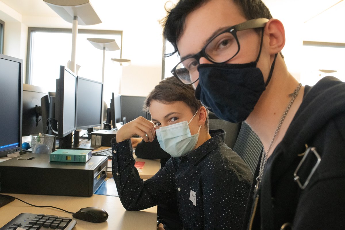 noseryoung's tweet photo. Die zwei Schnuppertage diese Woche waren erneut ein grosser Erfolg. In unserem Firmenstandort in Zürich konnten dieses Mal 23 Jugendliche unsere Lehrberufe besser kennenlernen.
Weitere Informationen finden Sie auf unserer Website: https://t.co/gBzNVXZEiu

#swissict #ict https://t.co/LRINAt4GnX