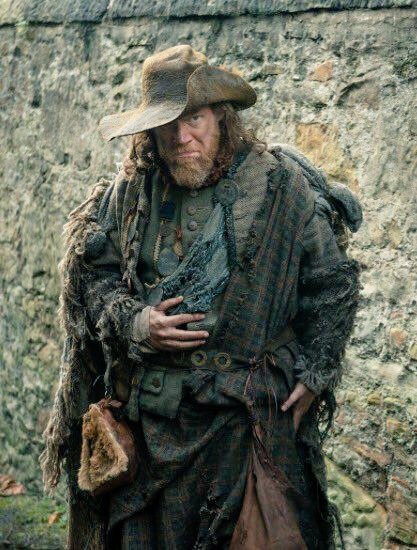 MihaelaBoldea's tweet photo. Simon Meacock as Hugh Munro in #Outlander. In the book we learn he had been a teacher, was married and acted as a spy for the Scots. - from ei @emr329 #simonmeacock https://t.co/bANH3w0ULN