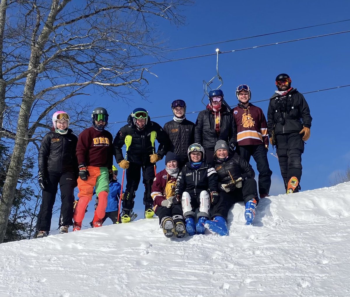 UMDAlpine's tweet photo. Great day for ski racing! UMD Bulldogs were out in numbers helping @MSHSLjohn @MSHSL Championships for Alpine! Fun fact 7 UMD Alpine Alumni present coaching their teams and working the Venue! 
Congrats to UMD Alum Coach Nathan Springer &amp; the EP Men’s team 3rd place finish! https://t.co/no86bMjWgD