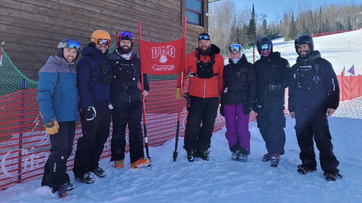 UMDAlpine's tweet photo. Great day for ski racing! UMD Bulldogs were out in numbers helping @MSHSLjohn @MSHSL Championships for Alpine! Fun fact 7 UMD Alpine Alumni present coaching their teams and working the Venue! 
Congrats to UMD Alum Coach Nathan Springer &amp; the EP Men’s team 3rd place finish! https://t.co/no86bMjWgD