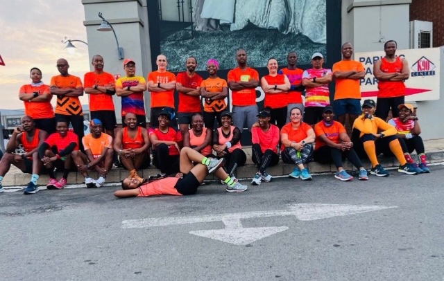 00sne's tweet photo. Team work makes the dream work #FridayEasyRun #FetchYourBody2022 #RunningWithTumiSole https://t.co/shWB1UhwTf