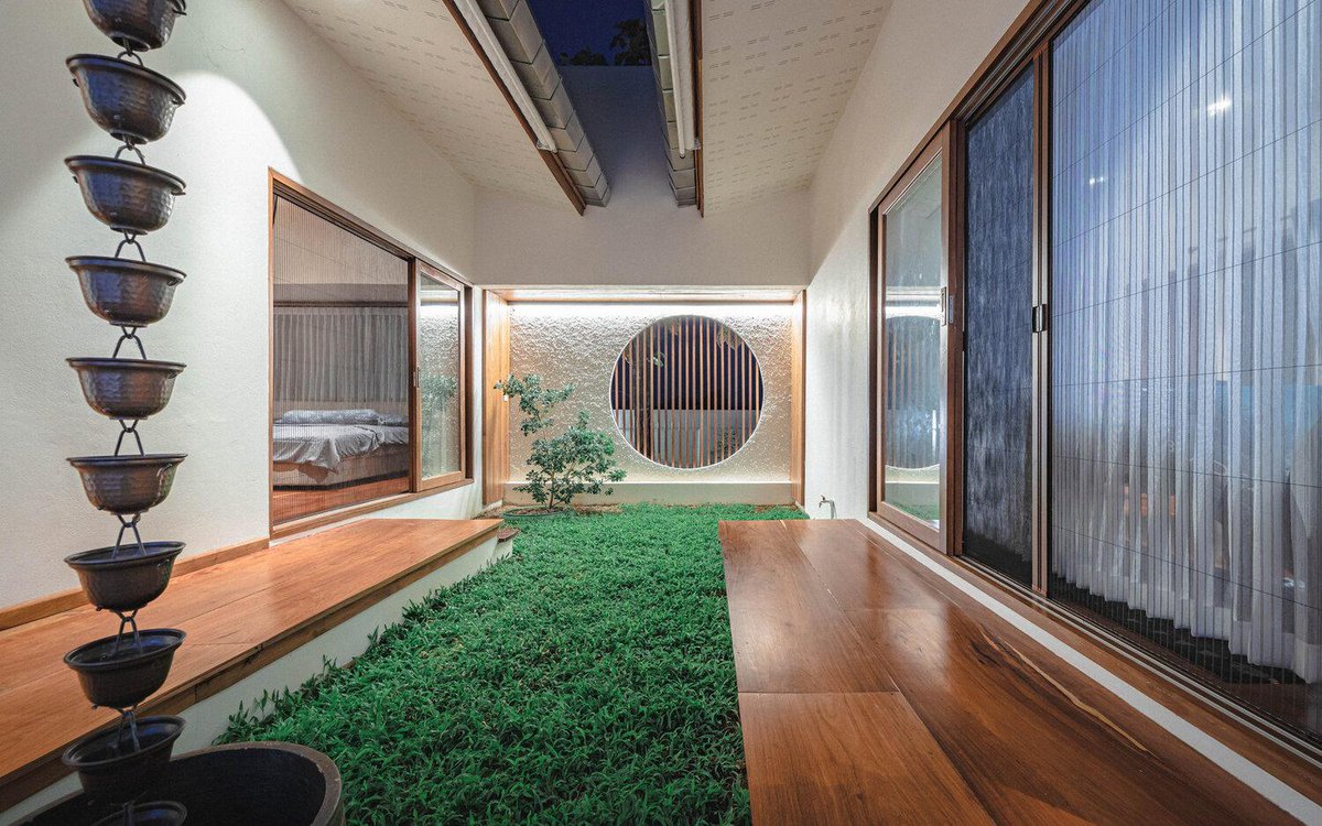 "Onhill Design &amp; Construction | Jaipan House"

Follow for more!  #art #InteriorDesign