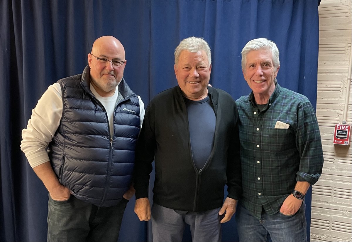 Just hosted @WilliamShatner on stage for over an hour at @CapitolCenter - and it was incredible. He was engaging, kind, smart, and curious - and he tells some excellent behind the scenes stories! What a night! @MorningBuzzNH @Tom_Bergeron https://t.co/xNcVwFvDLG