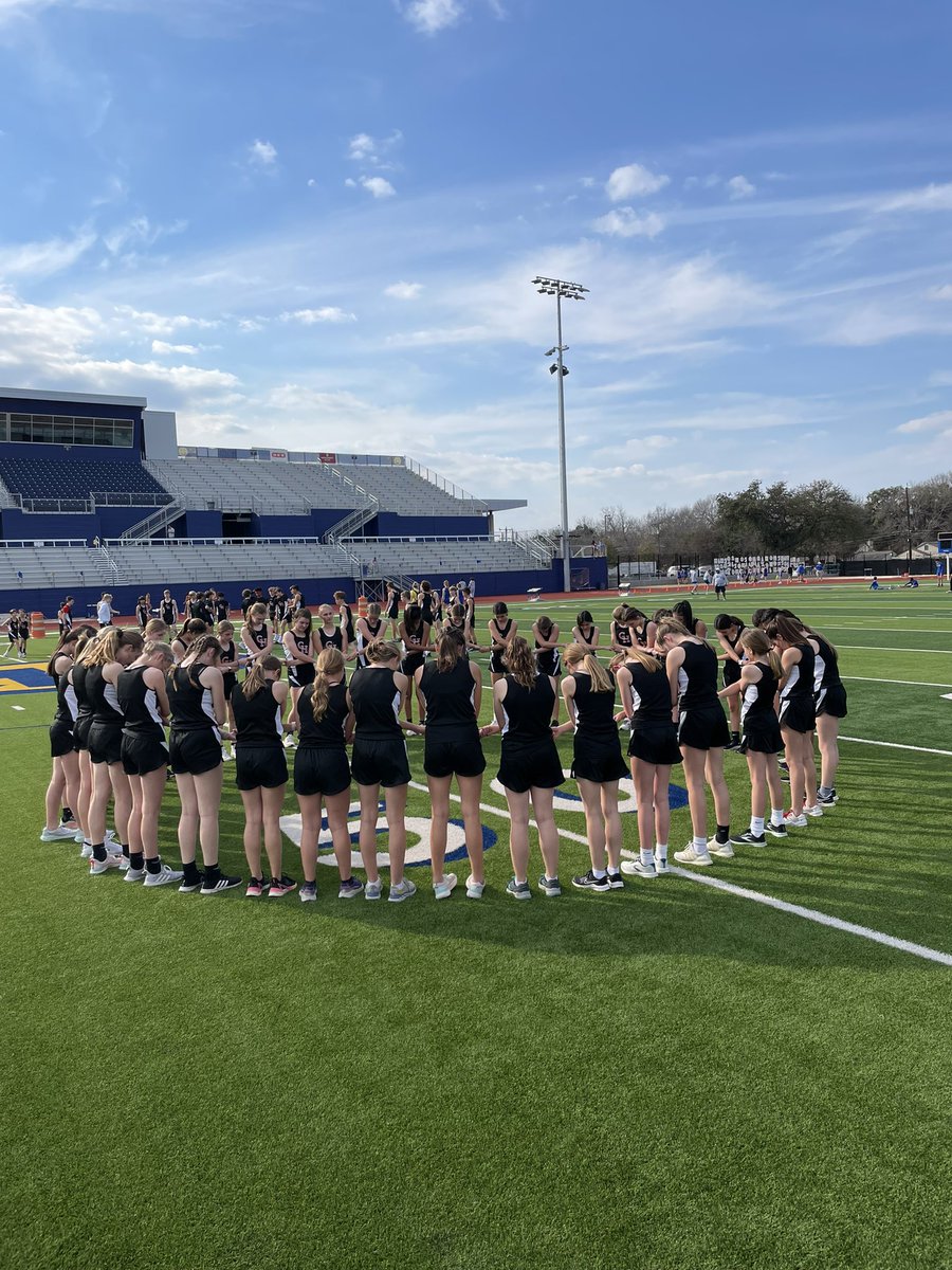 CHMS_panthers's tweet photo. Lady Panthers first track meet.  Proud of the girls and their fight!  They want to learn and they want to win! https://t.co/ZgXyDf4WJt