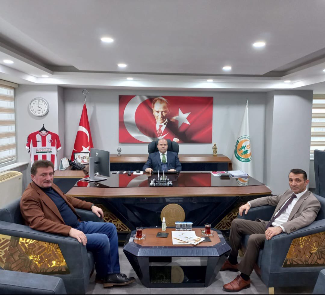 Ferizli Belediye Başkanı İsmail GÜNDOĞDU ve Ferizli AK Parti ilçe Başkanı Muhsin ZURNACI,Bölge Müdürümüz Fırat SUNGUR'u makamında ziyaret ederek kurumsal konularda görüş alışverişinde bulundular.<a href="/ferizlibel/">T.C. Ferizli Belediyesi</a> <a href="/FratSungur/">Fırat Sungur 🇹🇷</a>