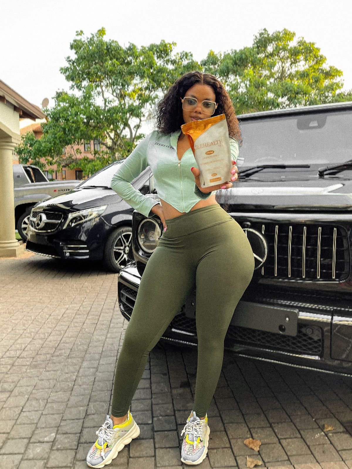 zeehealth on X Londie s body We ll she said drink that flat tummy tea and wear your waisttrainer https t Ojf0ZCFx21 Shop 62 morning glen mall sandton https t 4KqLNPI0hX X