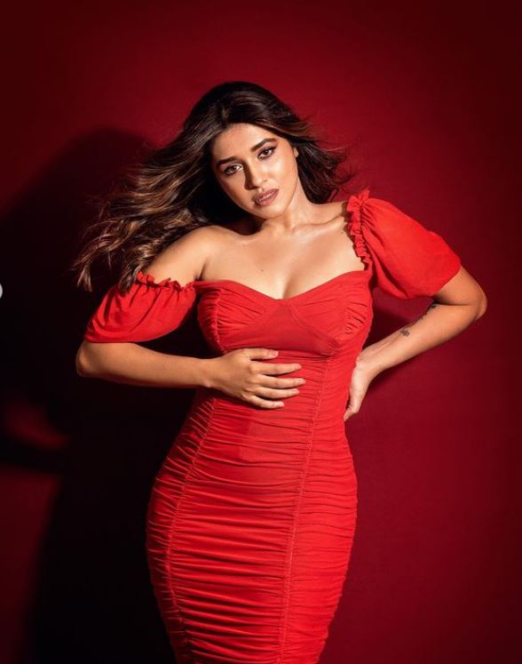 9XJhakaas's tweet photo. रेड अलर्ट ⚠️
♥️संस्कृती बालगुडे ♥️
#beauty #beautiful #red #redalert #hot #hotfemale https://t.co/PmxESmKvAk