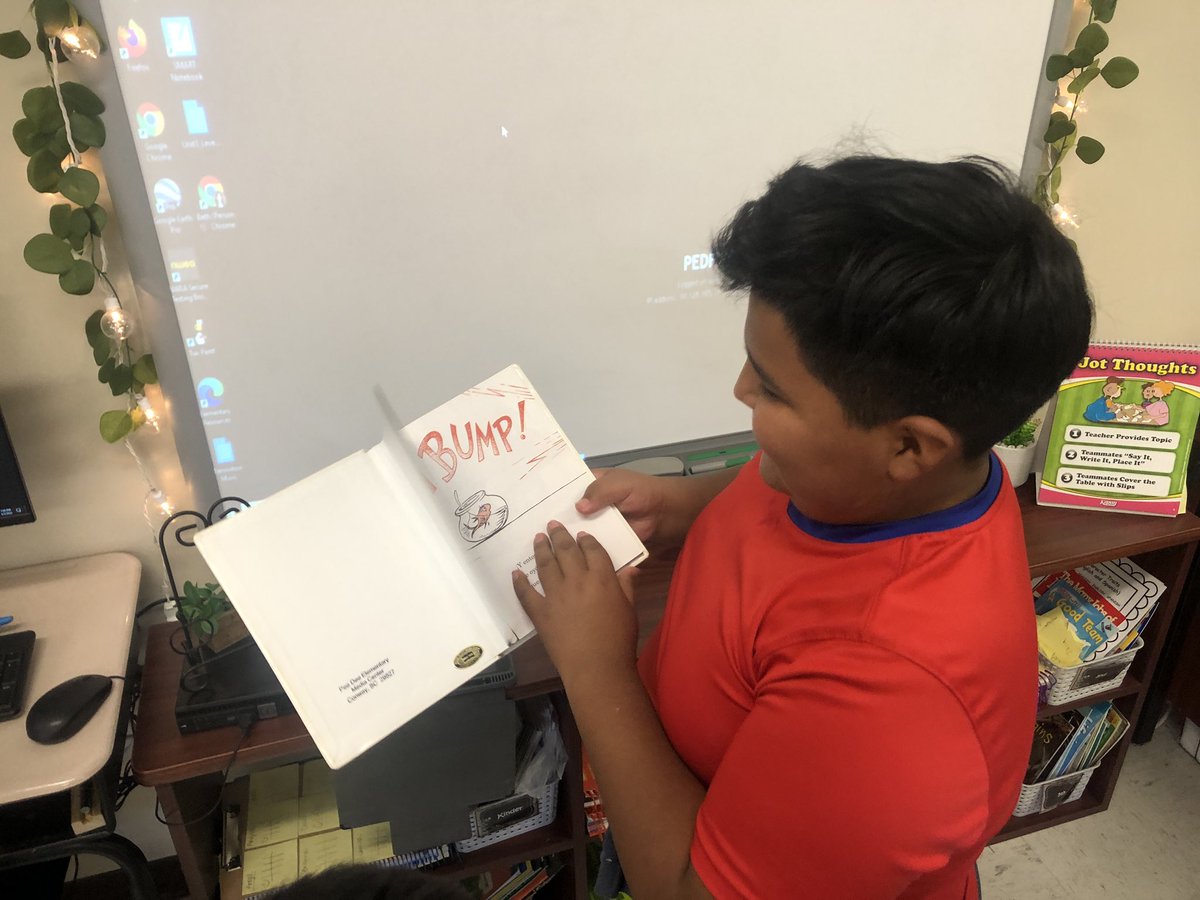MrsBethHendrick's tweet photo. What a beautiful moment...empowering students using @Novel_Effect to read in Spanish! I love these fearless readers! #teachforjoy https://t.co/9eHS2J4EeJ