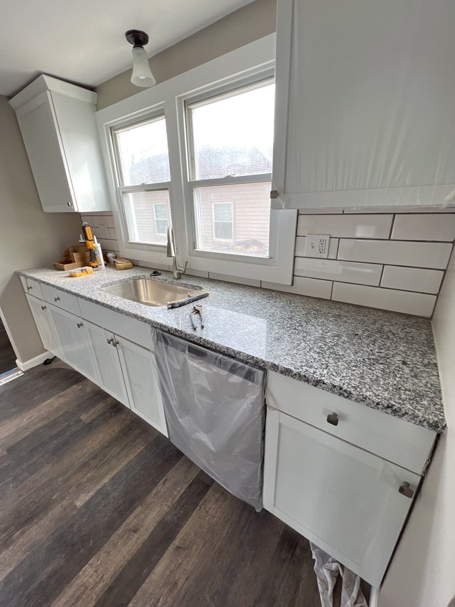 HomeHelpersSol's tweet image. Staging furniture is going in at 2950 Hartline! 🥳⁣⁣
⁣⁣
This house has come a long way since day 1!  There’s a handful of finishing touches left here on the exterior to finish up and then this one will be ready for some new owners! 👏✅⁣⁣

HomeHelpersSolutions.com