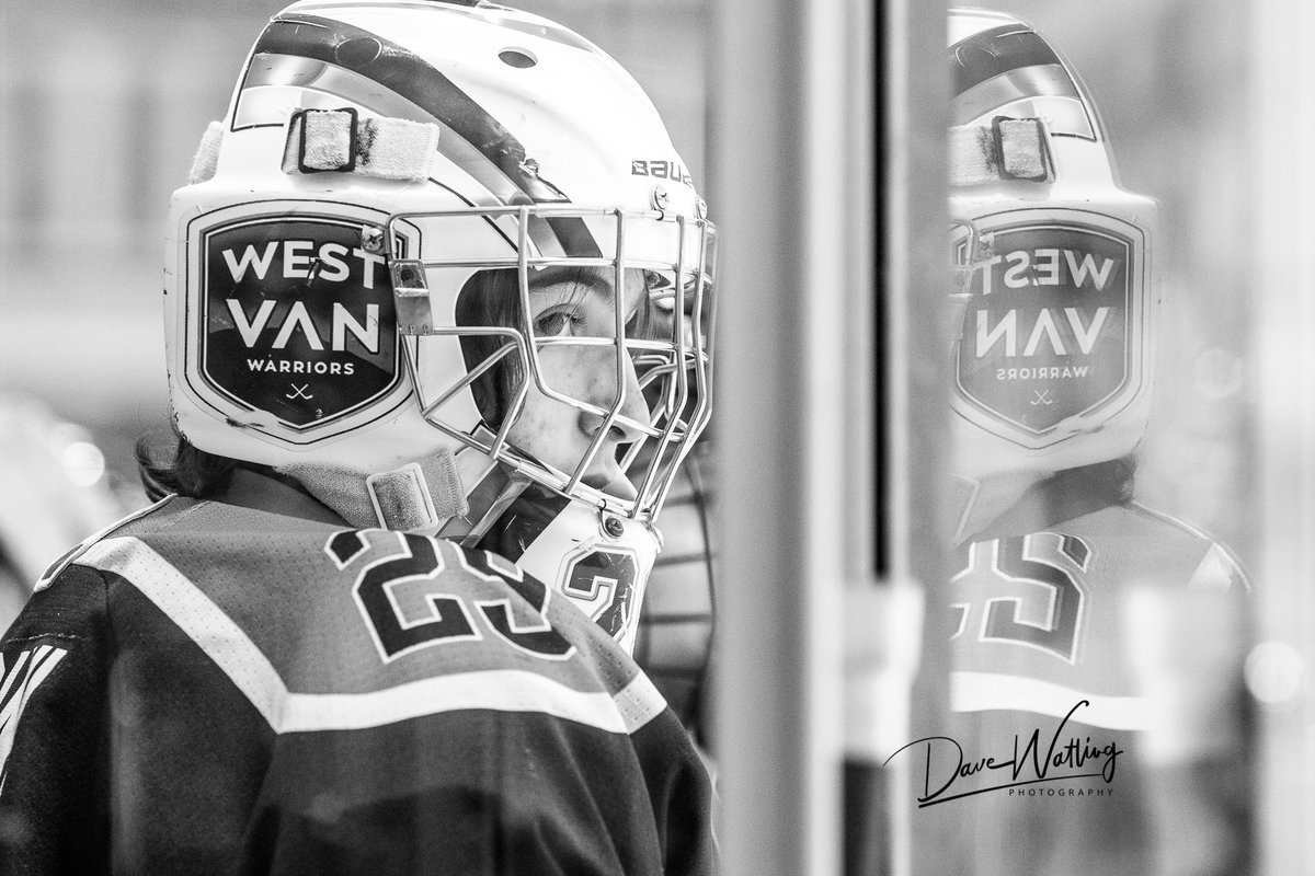 Dave__Watling's tweet photo. Starting the uploads for the 2022 @CSSHL U18 Prep Showcase from @edgeschool . There are a ton of photos, so it will take some time. 
First up, from day 1: Game 1 - @WestVanWarriors  @ @NotreDameHounds 
https://t.co/BBbHxJmI0K https://t.co/msSXlLLhTN