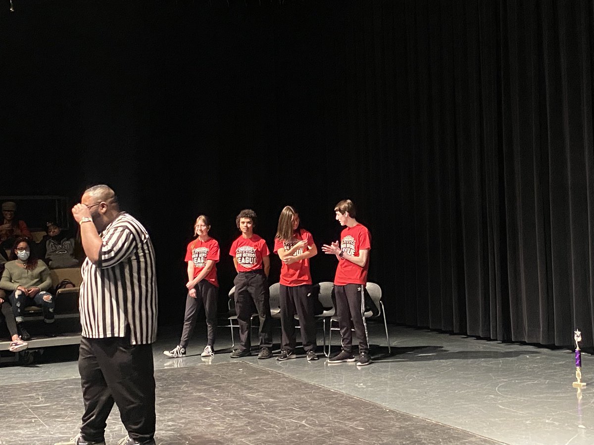 LeclaireRobin's tweet image. @GCCSC_Super @loriannkatz @MeganCThompson GC Cougars competing in Comedy Sportz tonight. Let’s go Cougars make us laugh. #improvrules #gcsc