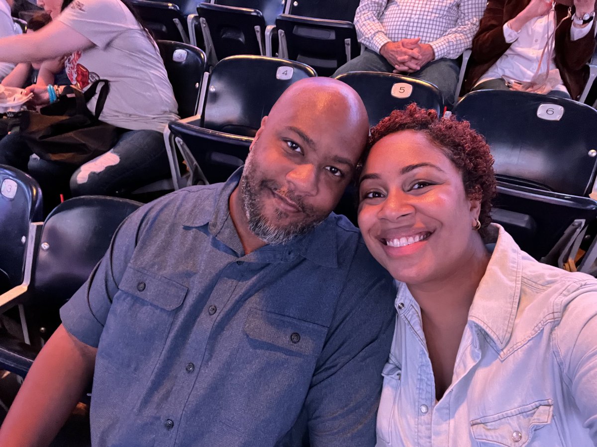 IssaElissha's tweet photo. #rodeohouston https://t.co/477veLsa4n